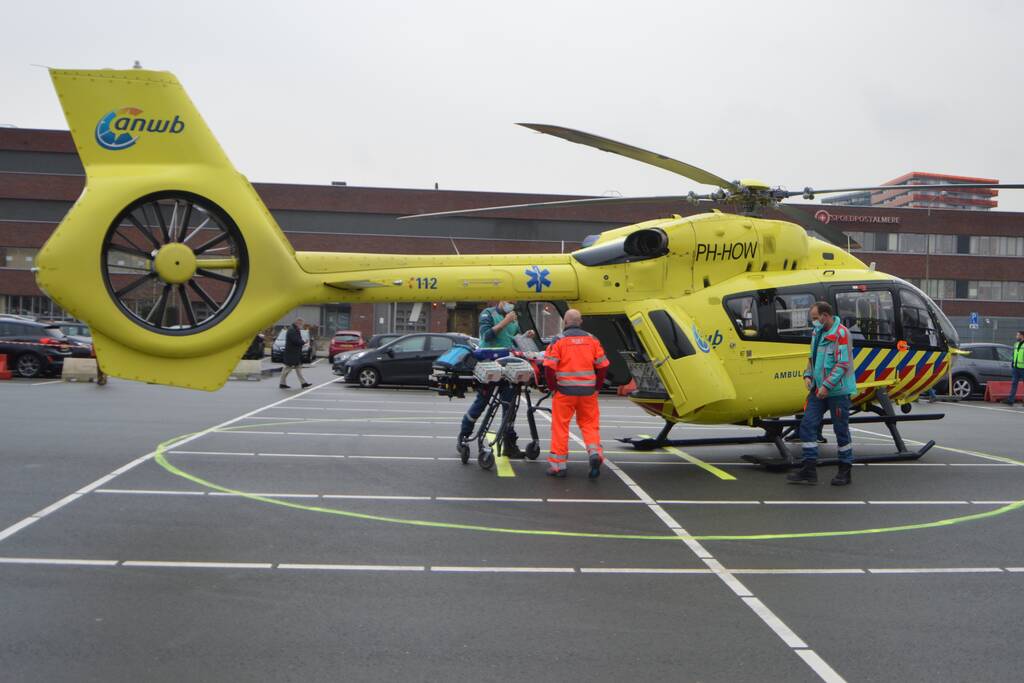 Overplaatsing coronapatiënt per traumahelikopter