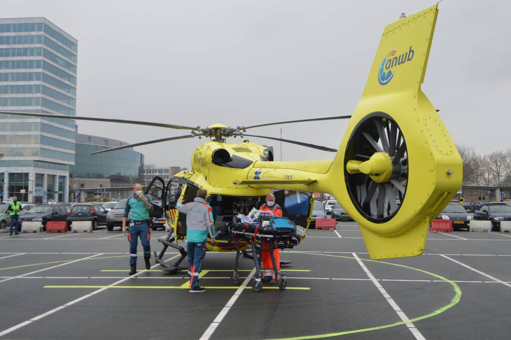Overplaatsing coronapatiënt per traumahelikopter