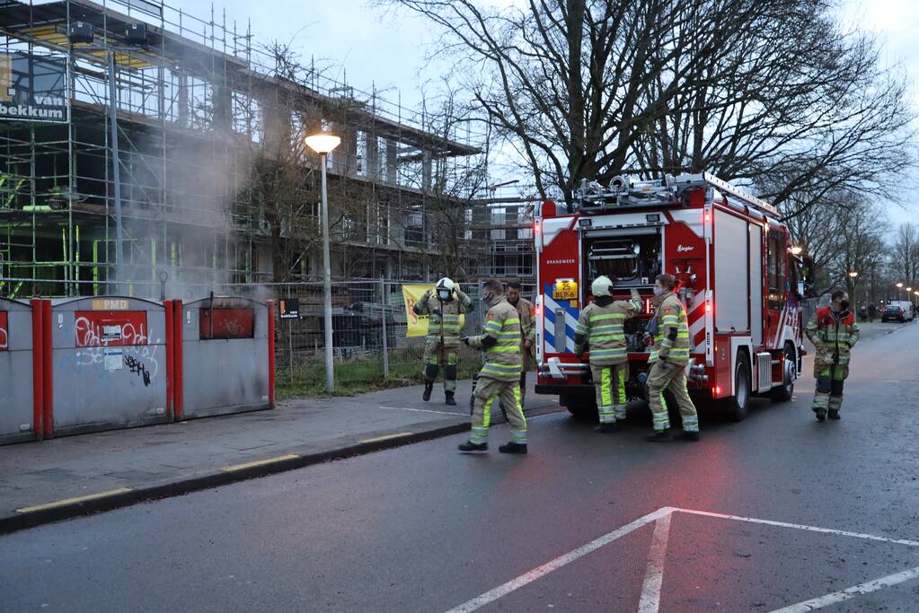 Brand in plastic container snel geblust