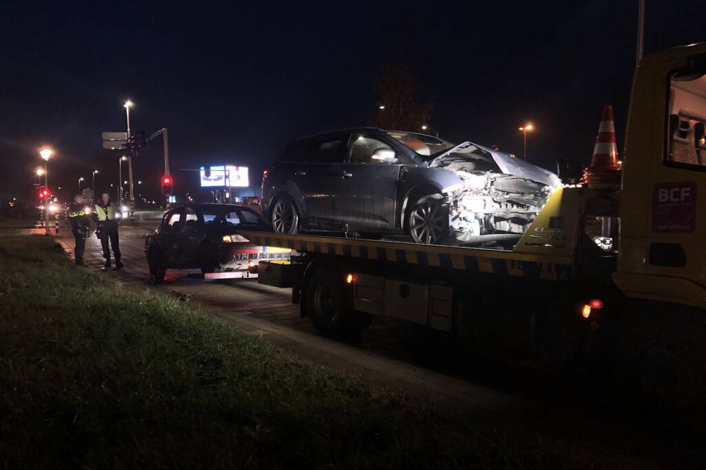 Veel schade bij verkeersongeluk