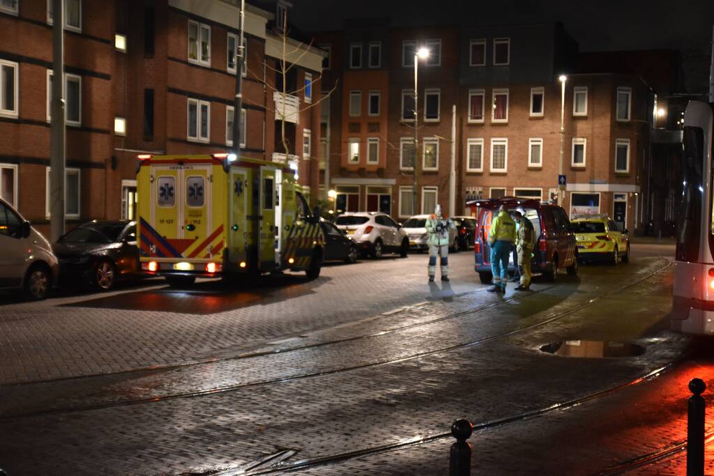 Arrestatieteam doet inval in woning