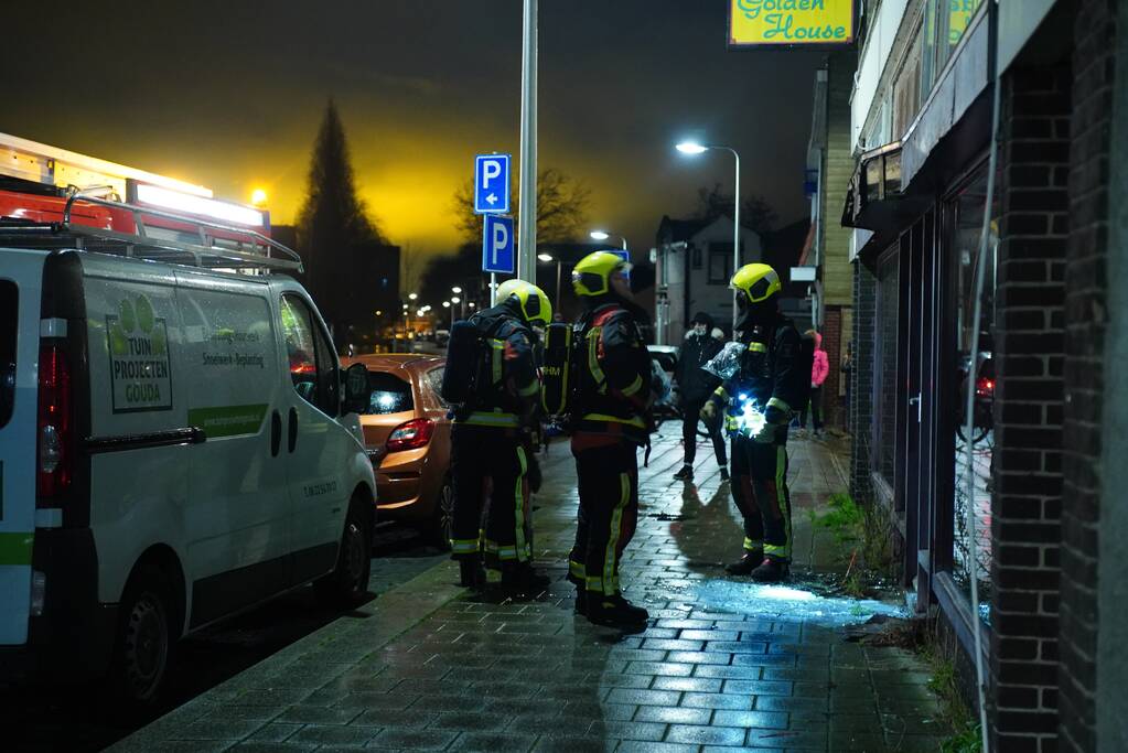 Vuurwerk vernield ruit leegstaande Chinees restaurant