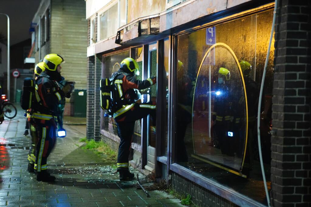 Vuurwerk vernield ruit leegstaande Chinees restaurant