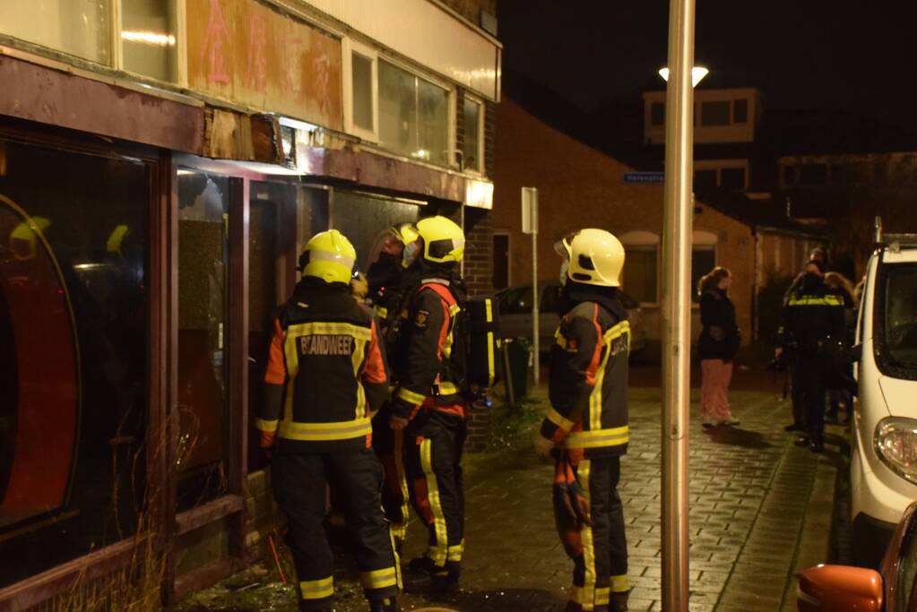 Vuurwerk vernield ruit leegstaande Chinees restaurant