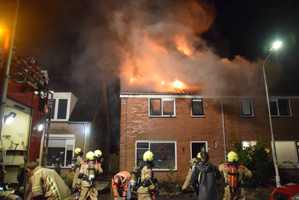 Persoon overleden bij uitslaande woningbrand
