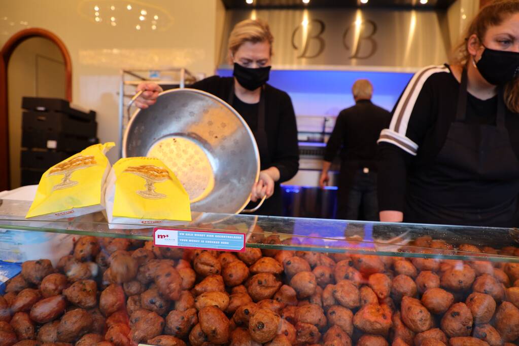 Topdrukte bij Bakkers Oliebollen