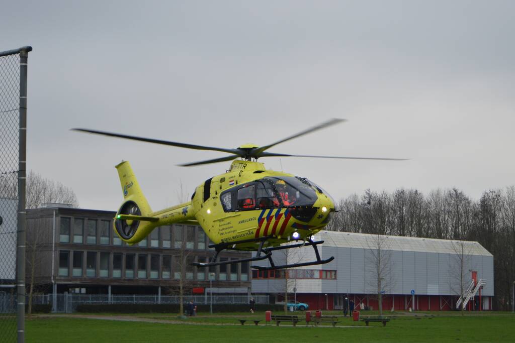 Traumahelikopter landt voor incident