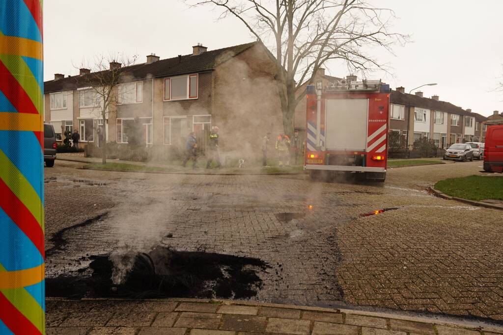 Veel rook bij buitenbrand
