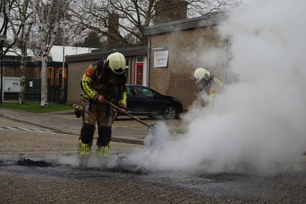 Veel rook bij buitenbrand