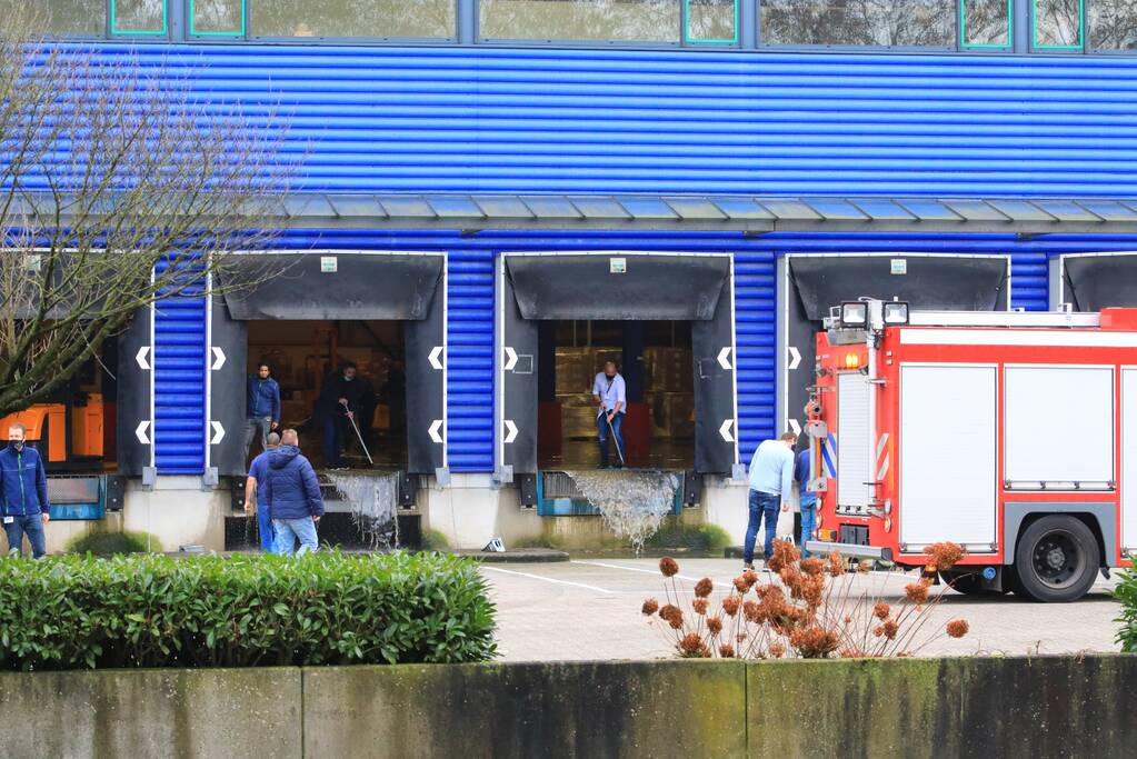 Waterballet opslagloods Brocacef