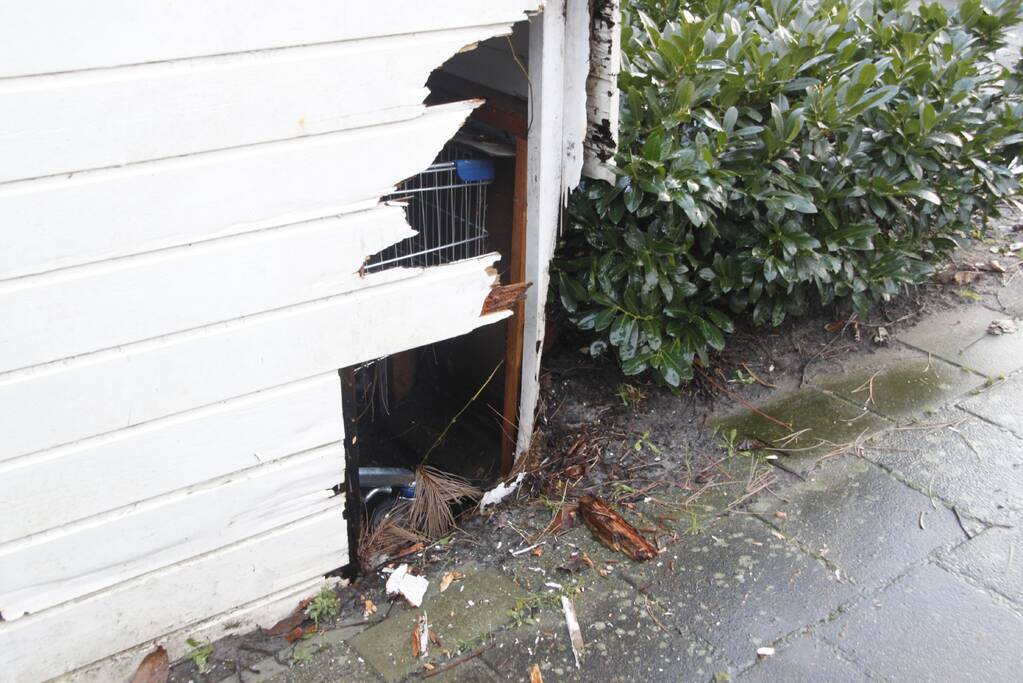 Brand in schuur snel geblust