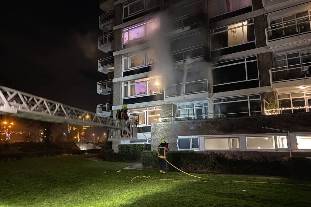 Uitslaande brand in flatwoning