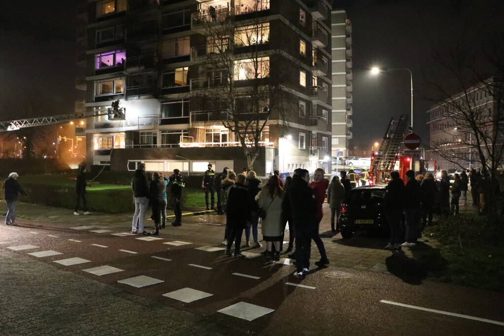Uitslaande brand in flatwoning