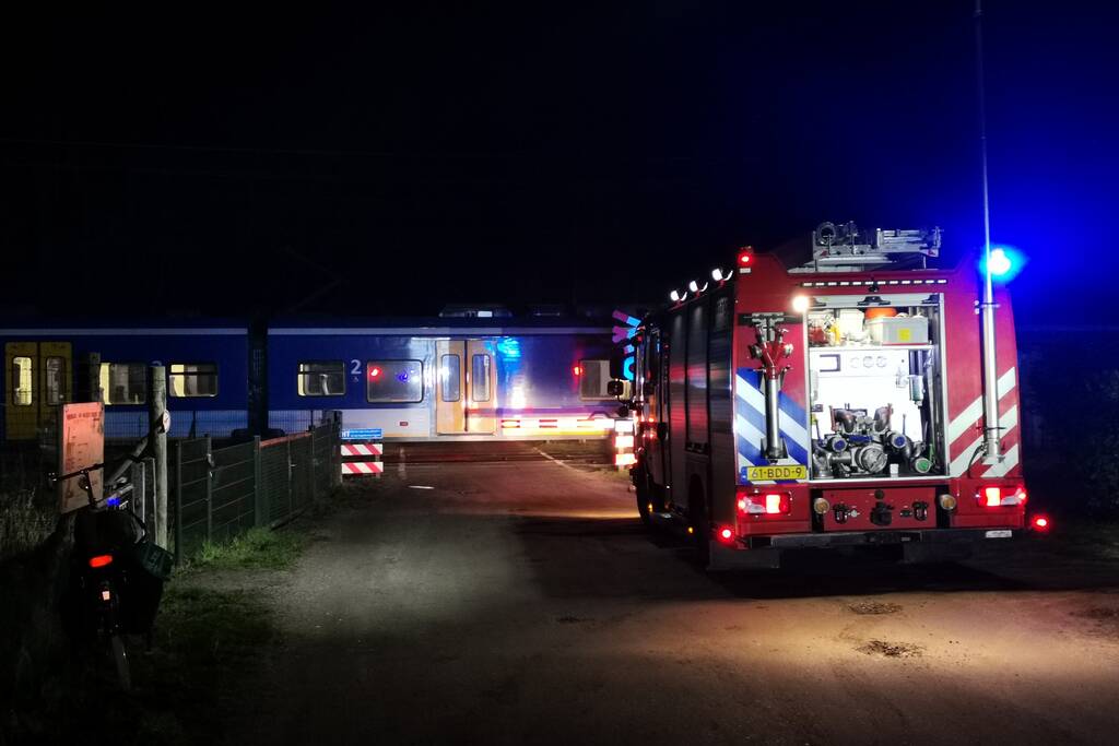 Treinverkeer gestremd door aanrijding op overweg