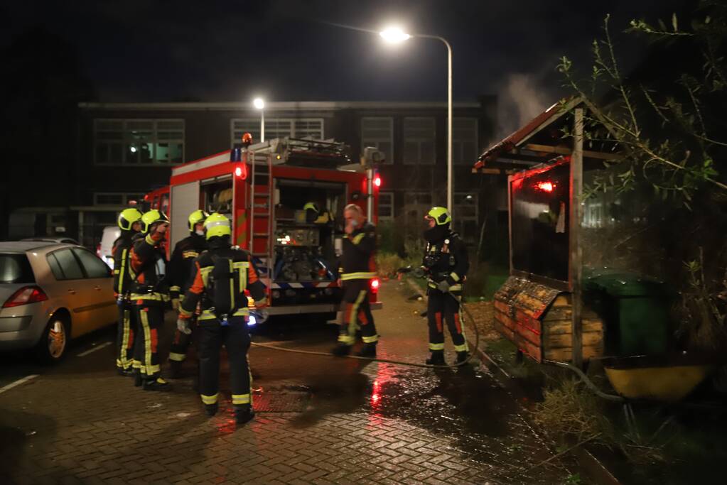 Gebouwbrand blijkt brandend reclamebord