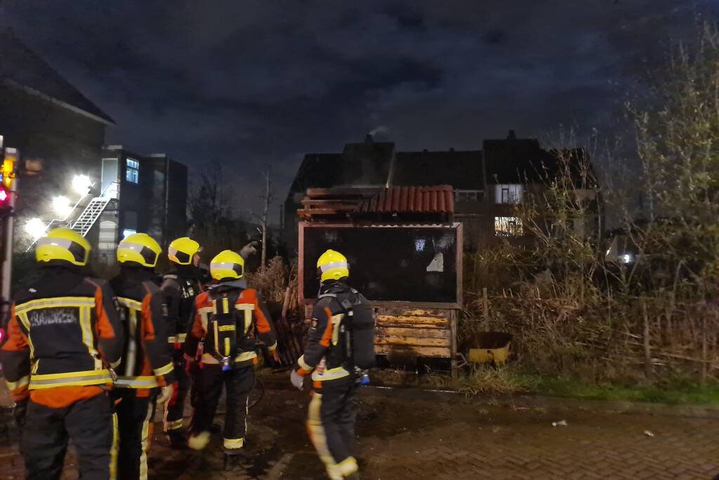 Gebouwbrand blijkt brandend reclamebord