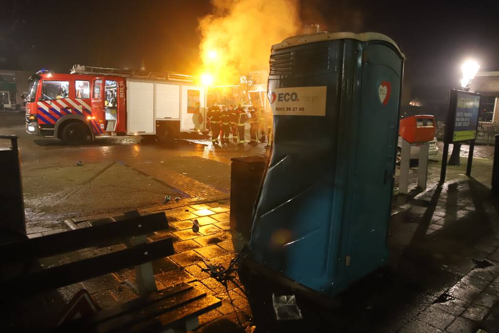 Dixi in brand gestoken