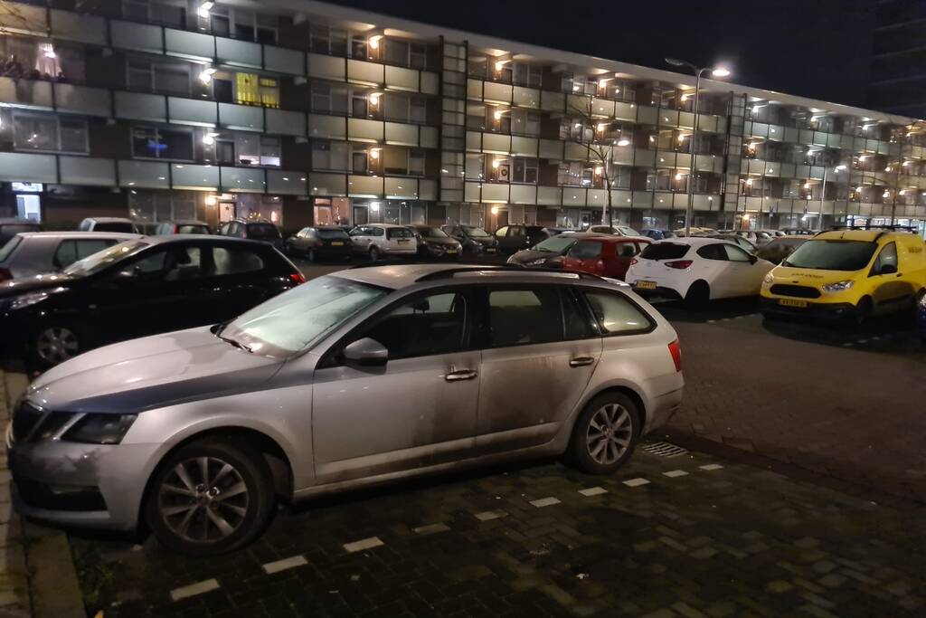 Poging tot brandstichting bij auto mislukt