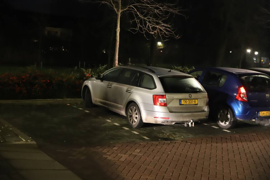 Poging tot brandstichting bij auto mislukt