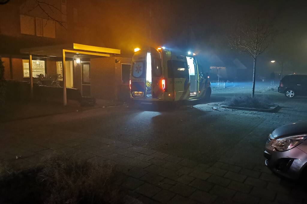 Persoon raakt ernstig gewond door vuurwerk