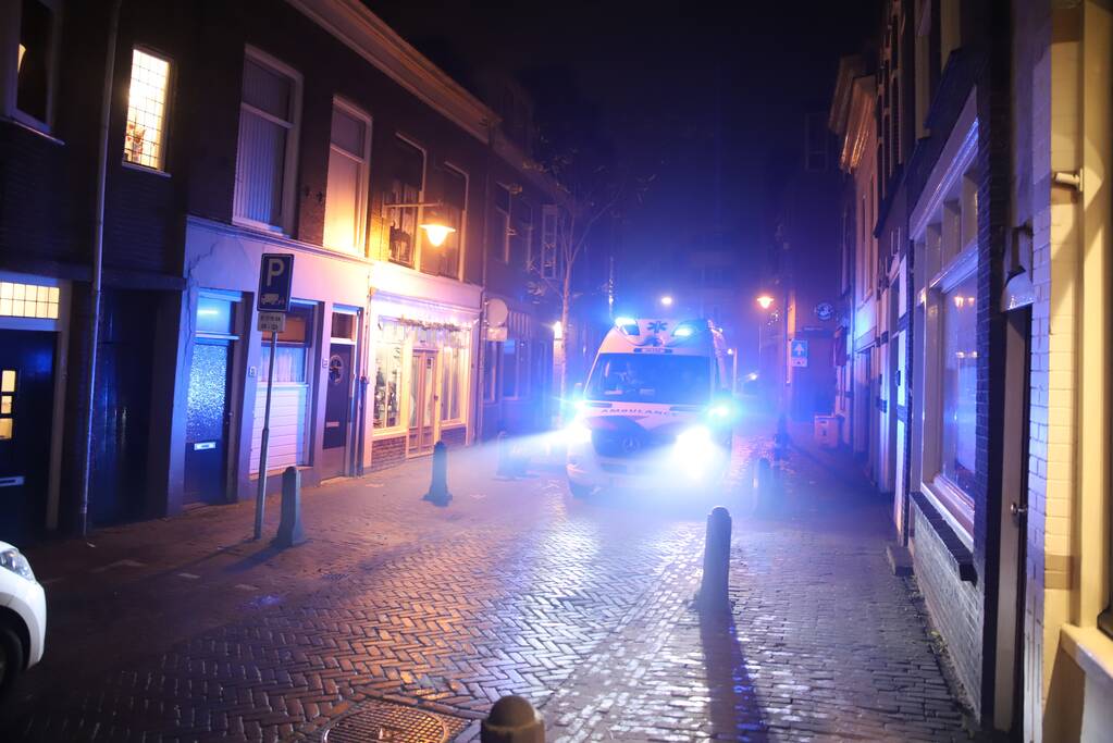 Persoon valt van trap en raakt gewond