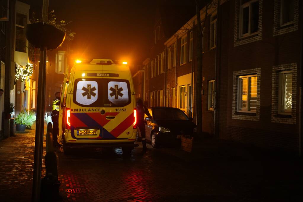 Persoon valt van trap en raakt gewond