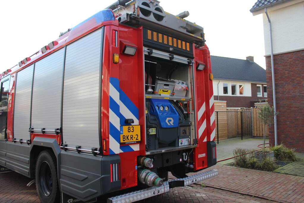 Schuur vliegt in brand door vuurkorf