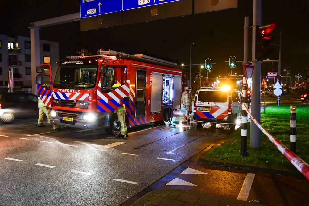 Bewoner ademt rook in bij keukenbrand