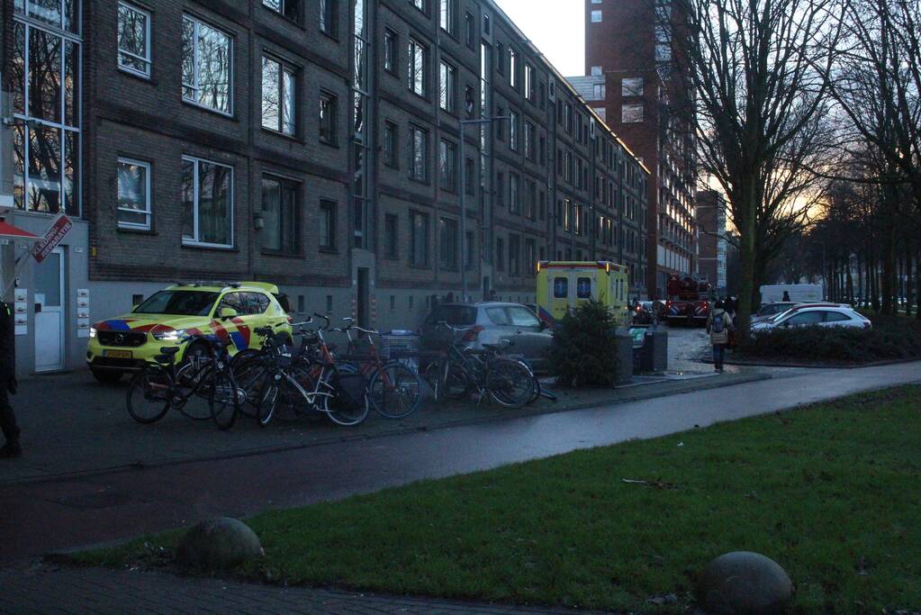 Drie bewoners ademen rook in bij brand in woning