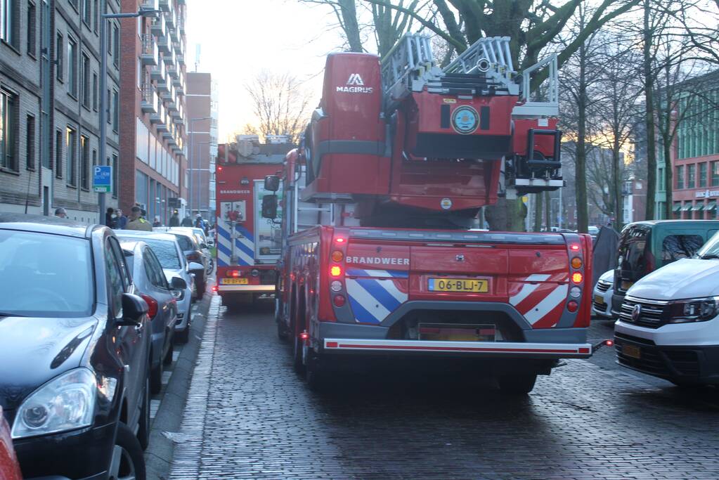 Drie bewoners ademen rook in bij brand in woning