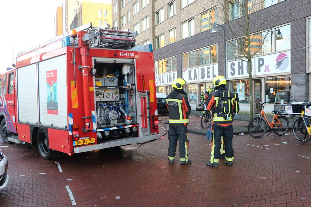 Gaslucht in een elektronicawinkel