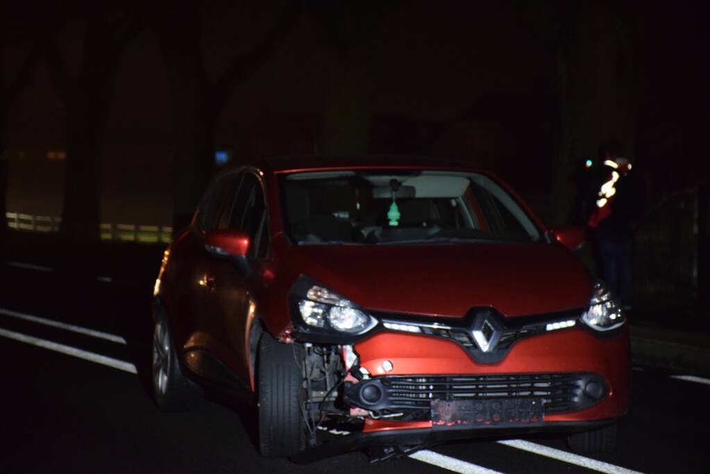 Scooterrijder ernstig gewond bij aanrijding met auto