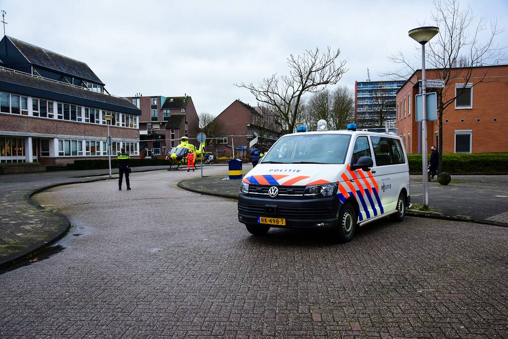 Persoon zwaargewond bij steekpartij