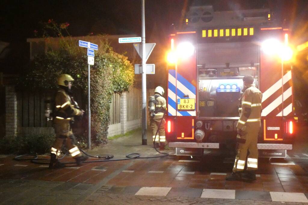 Kerstbomen in brand gestoken