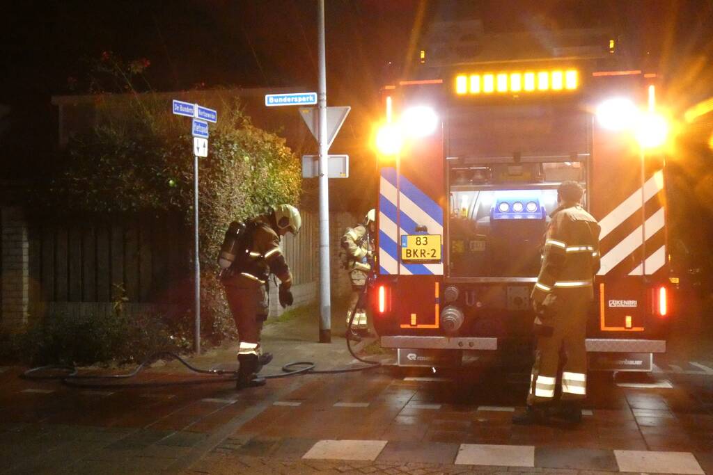 Kerstbomen in brand gestoken