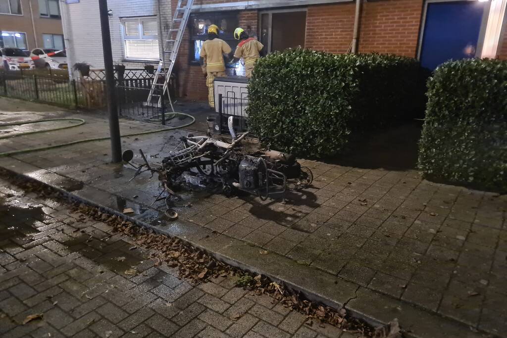 Scooterbrand slaat over op woning