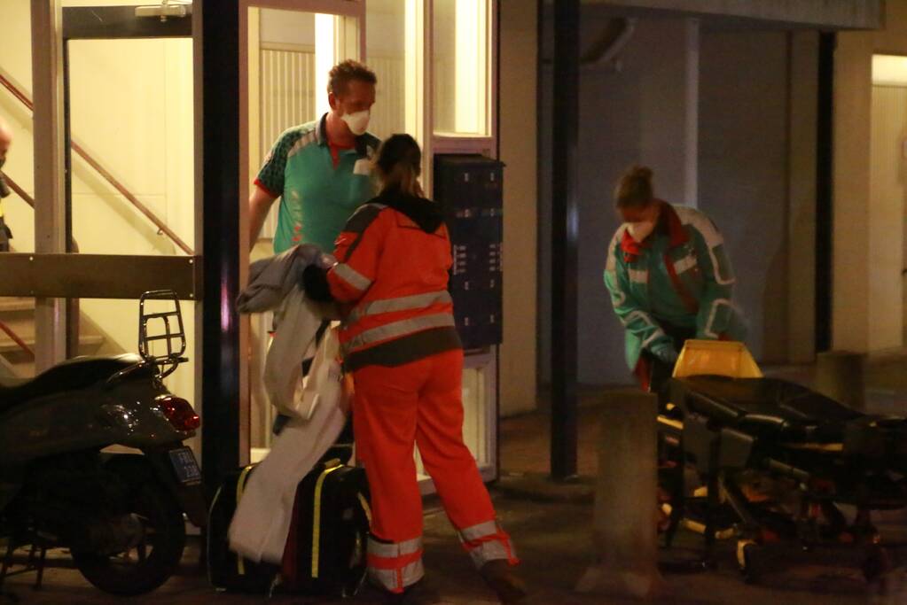 Persoon gewond na val van trap