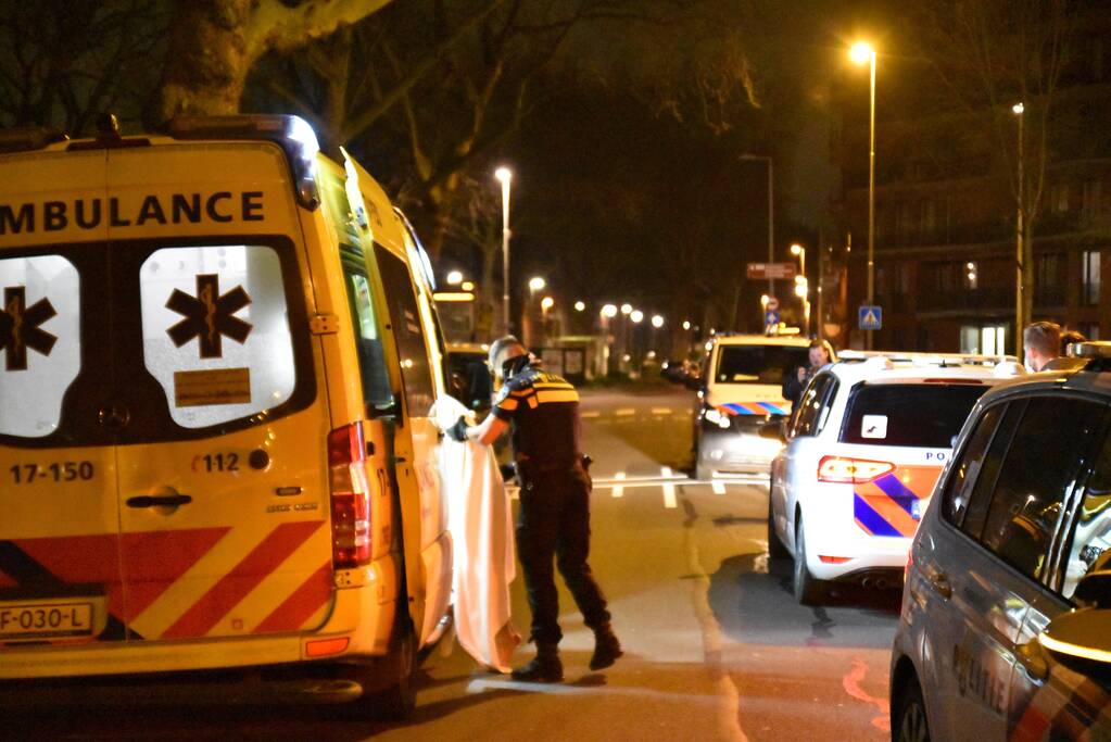 Twee gewonden bij steekincident in woning