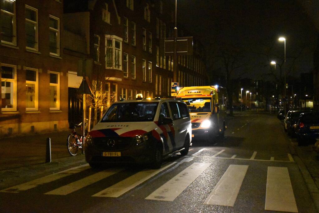 Twee gewonden bij steekincident in woning