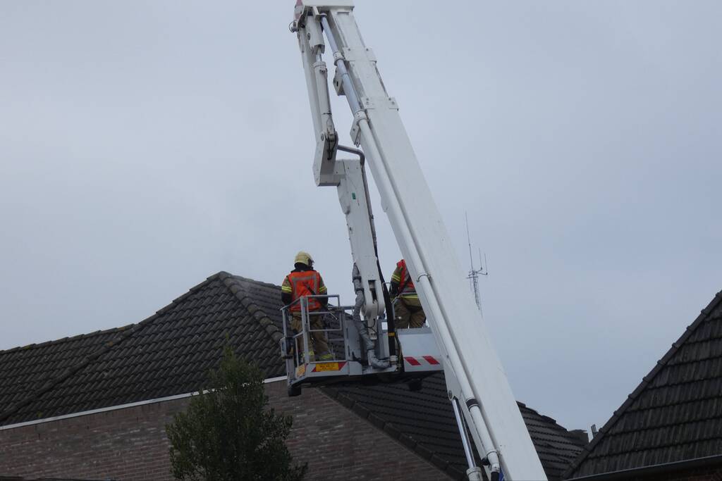 Veel rook bij brand in winkel