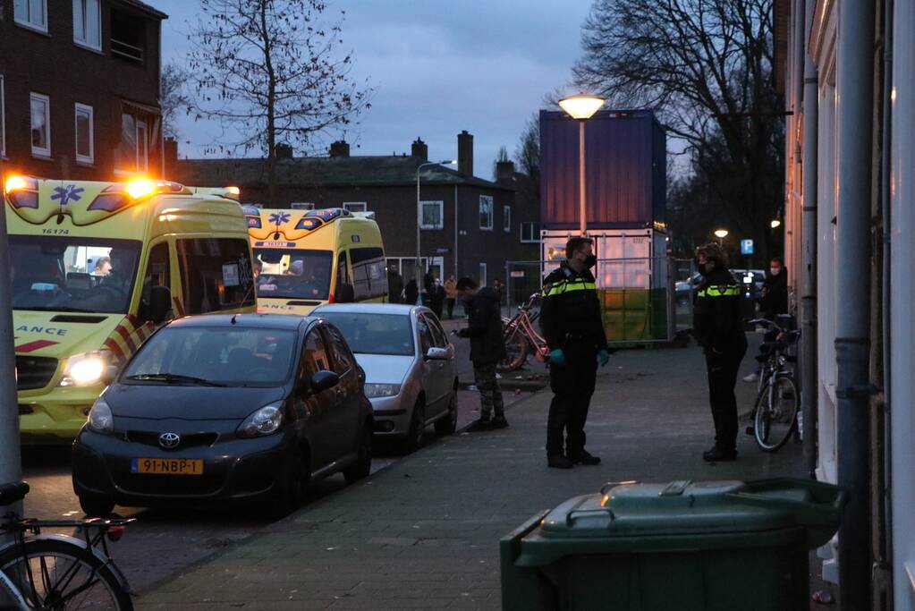 Traumahelikopter landt voor incident in woning