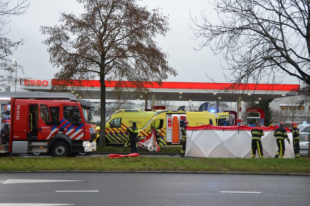 Ernstige aanrijding tussen twee auto's