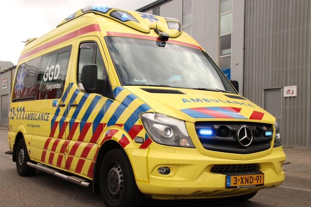 Voetganger geschept door automobilist