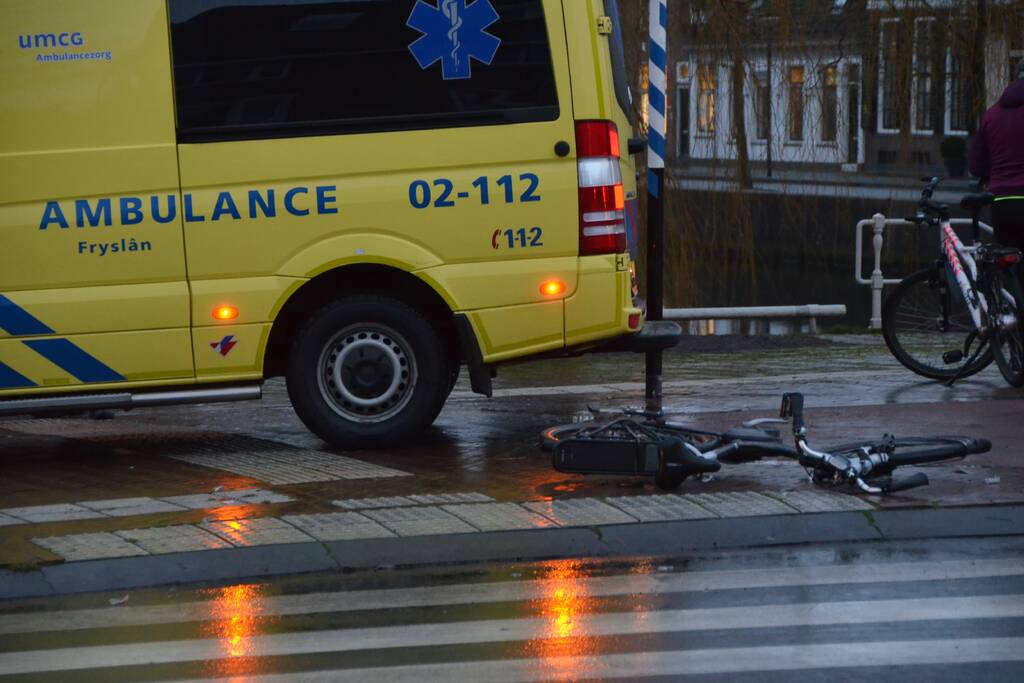 Fietser gaat onderuit en raakt gewond