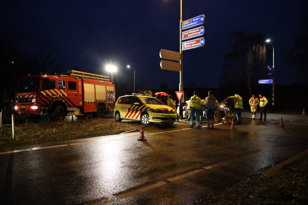 Persoon gewond bij botsing op kruising
