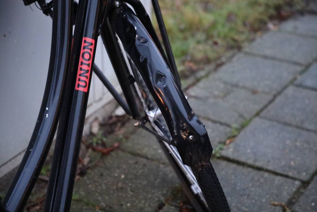 Fietser gewond bij botsing met auto