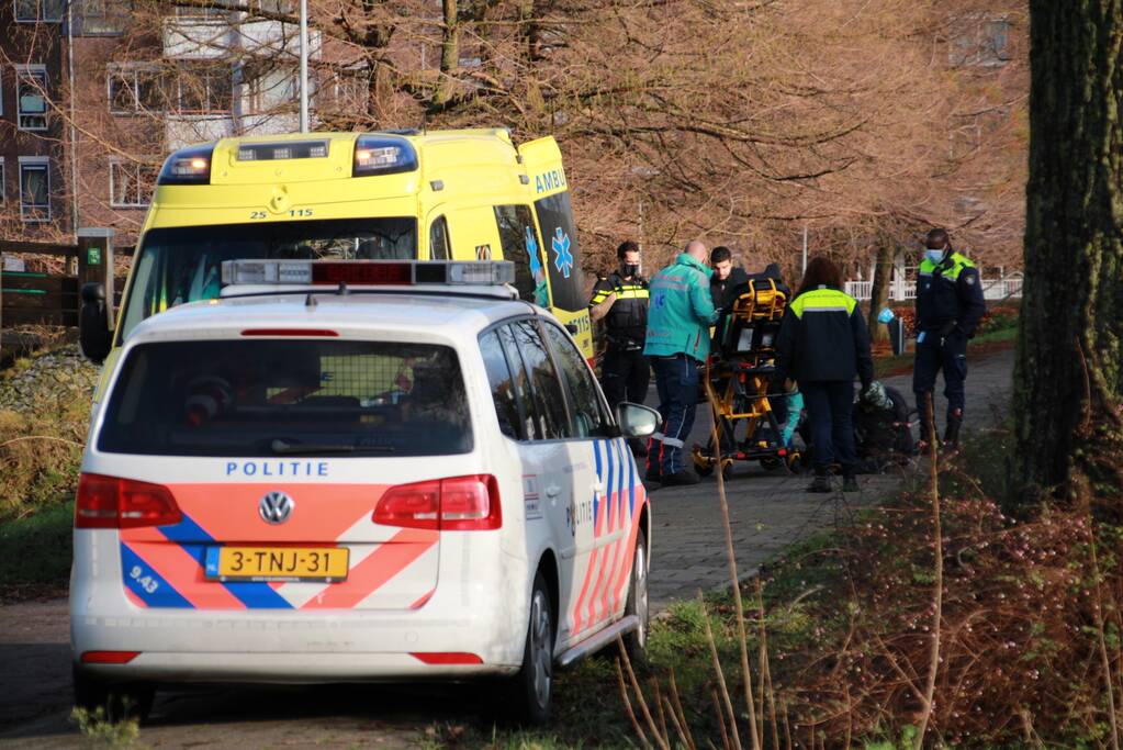 Man gewond na val met fiets