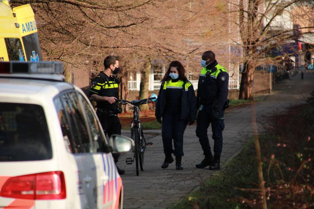 Man gewond na val met fiets