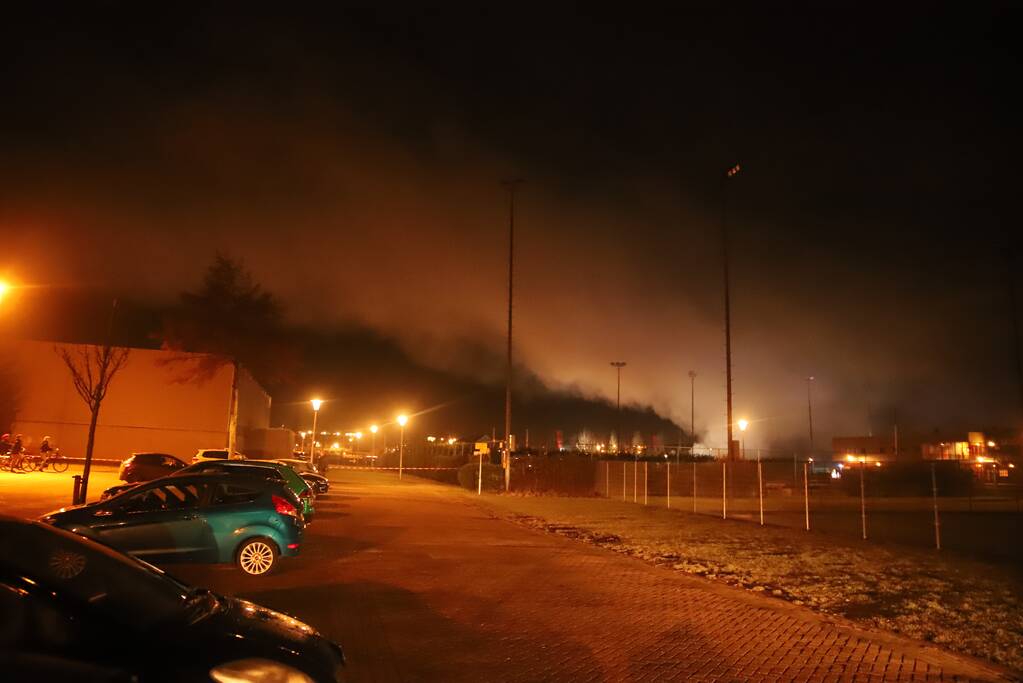 Tribune sportvereniging TOGB in brand