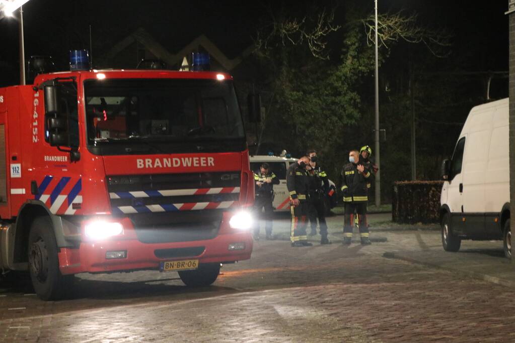 Brandweer doet onderzoek bij Turnhal